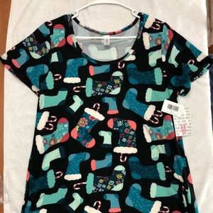 Brand new Christmas 2017 medium classic t